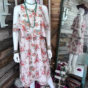 NWT Mossimo Color Shoulder Blush Floral Tiered Midi Dress Fully Lined💗